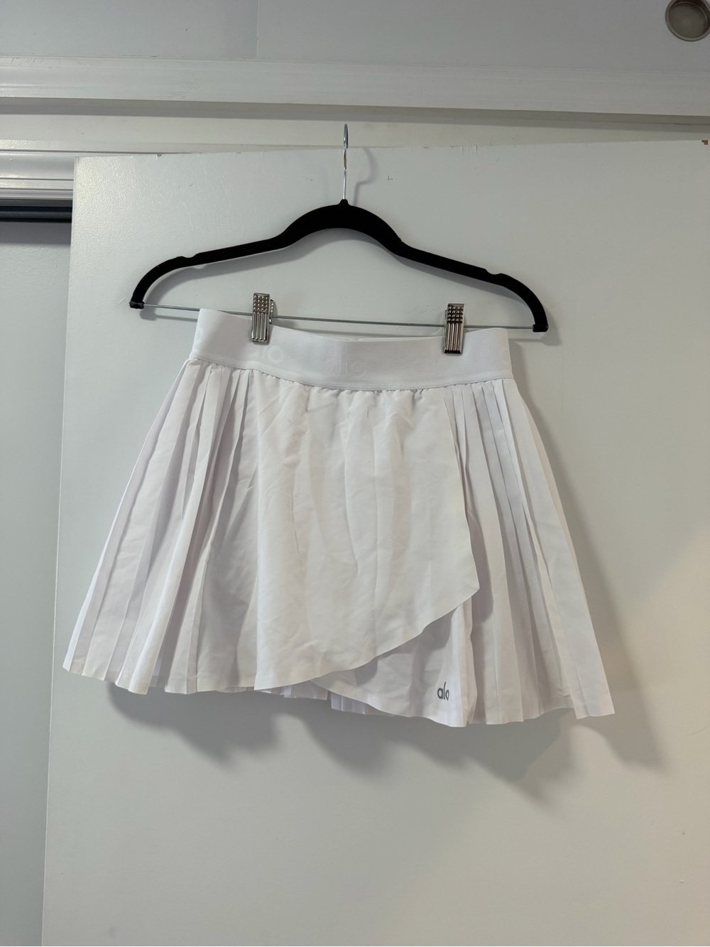 ALO Yoga White Pleated Skater Skirt with Wrap Panel